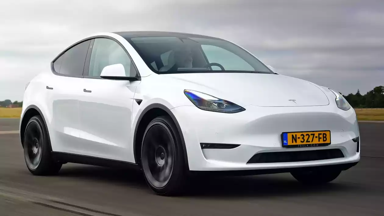 585Tesla Model Y 2021-4.webp